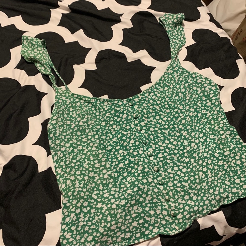 Ruffled EcoVero Cropped Top